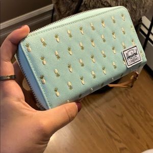 Herschel pineapple wallet